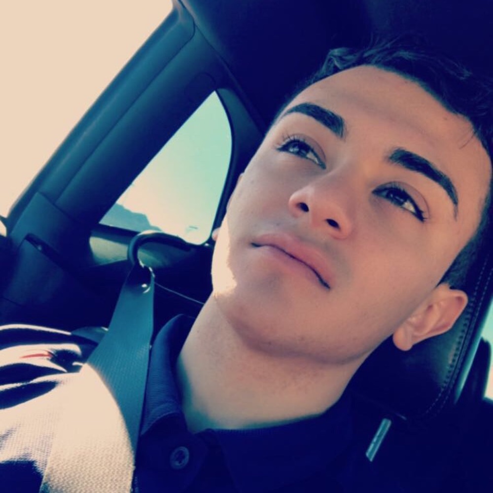 Meet your Posher, Julian